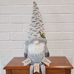 Christmas Gnome Shelf Sitter NWT